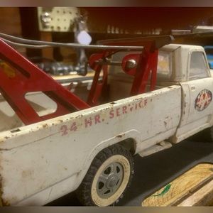 Tow Truck Antique Very Rare